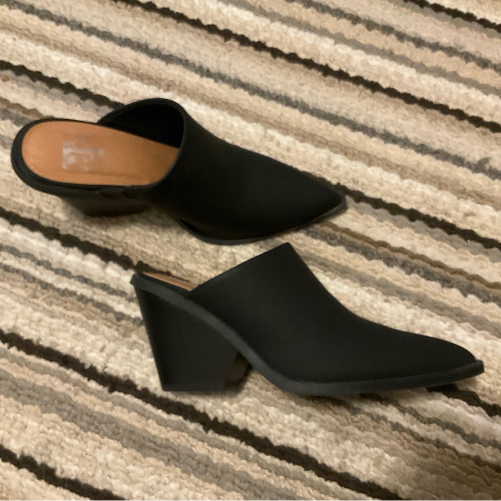 Dolce Vita | Women’s Black Heeled Mules Heels Shoes Size 7